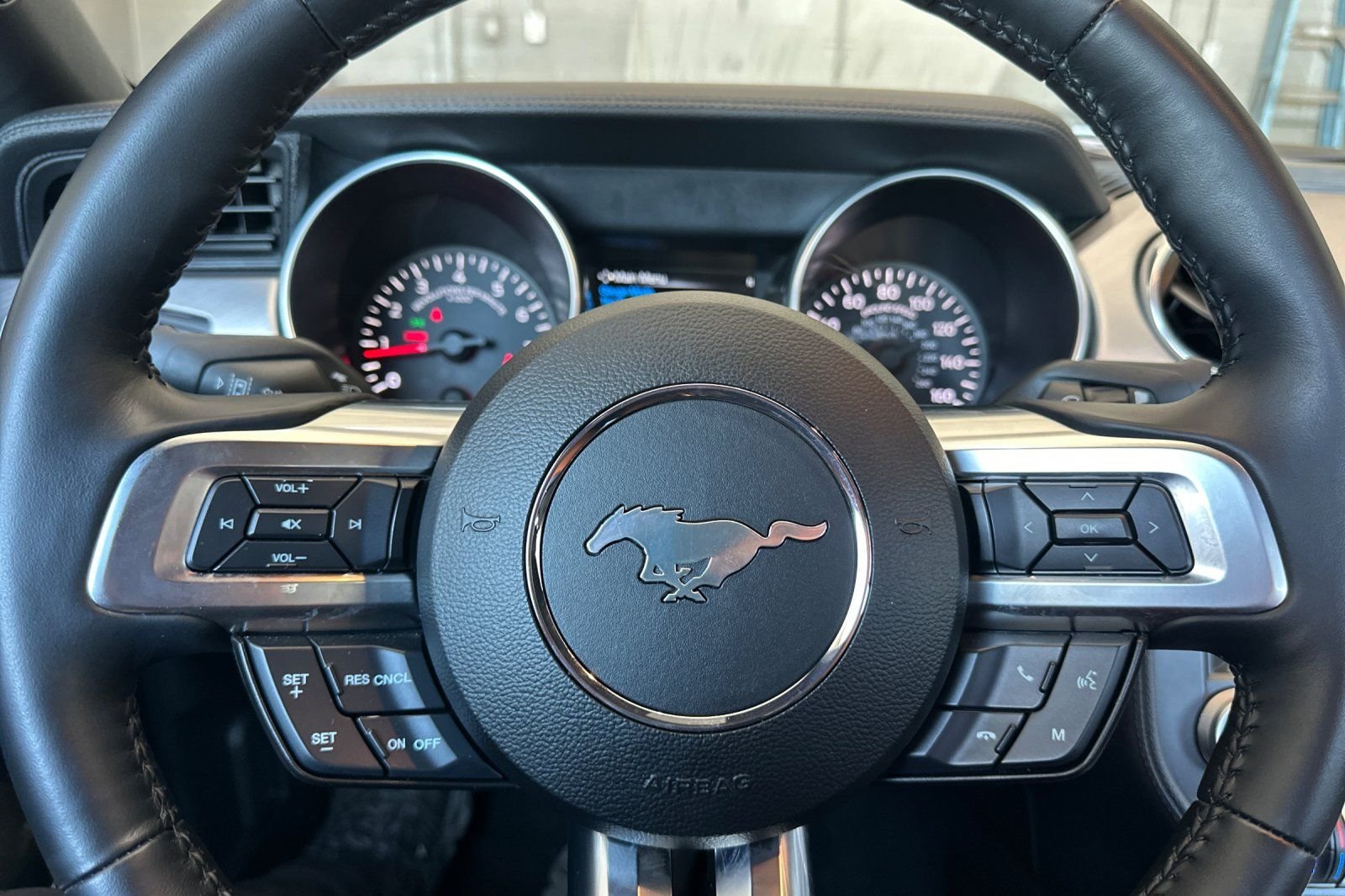 Used 2022 White Ford GT Premium image 23