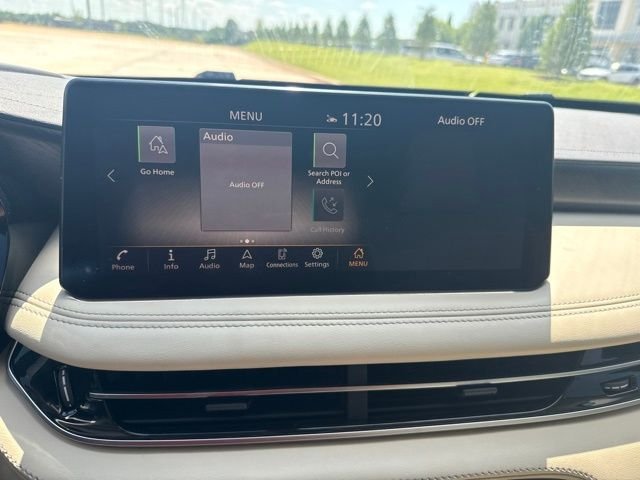 Used 2023 White INFINITI Sensory image 9