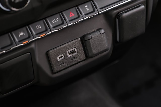 Used 2026 Black Chevrolet Custom image 28