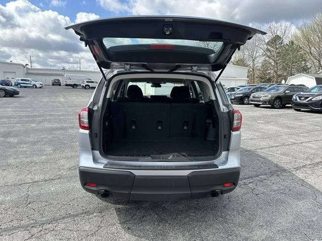 Used 2023 Silver Subaru Base image 21