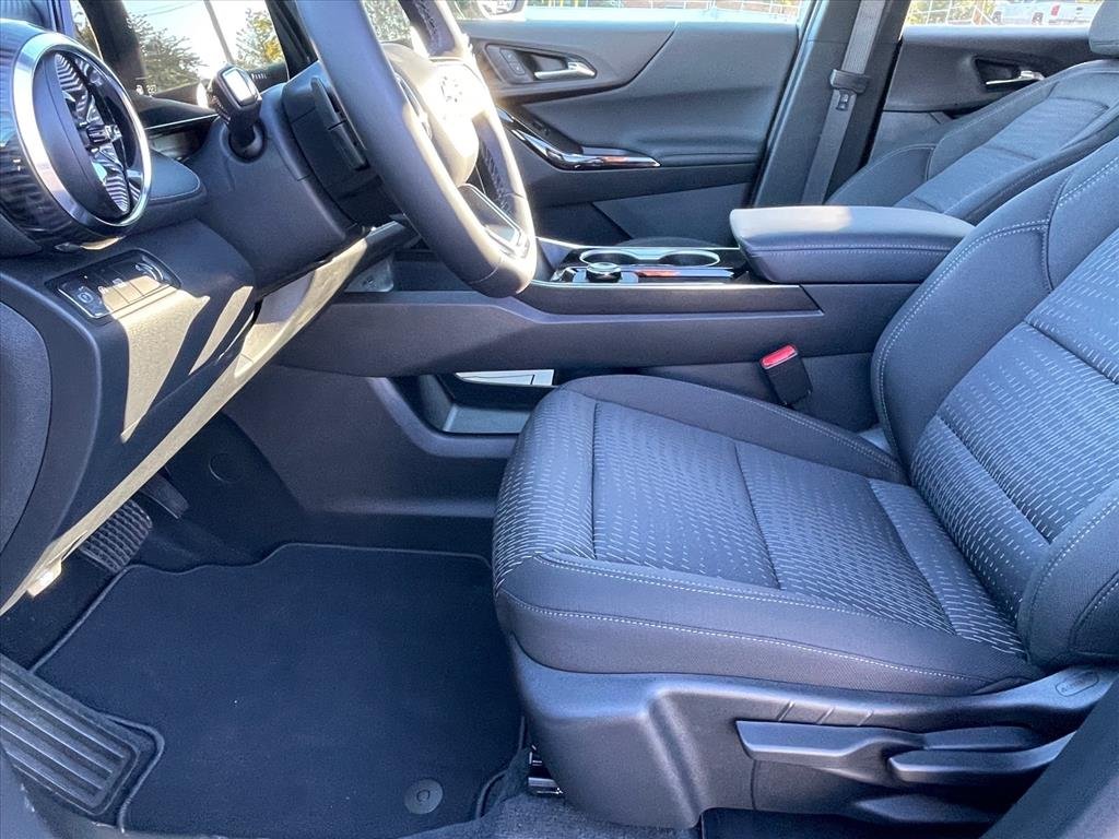 New 2026 Mosaic Black Metallic Chevrolet LT image 21