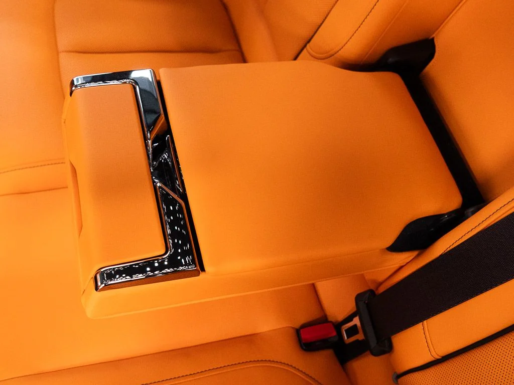 New 2026 English White Rolls-Royce  image 27