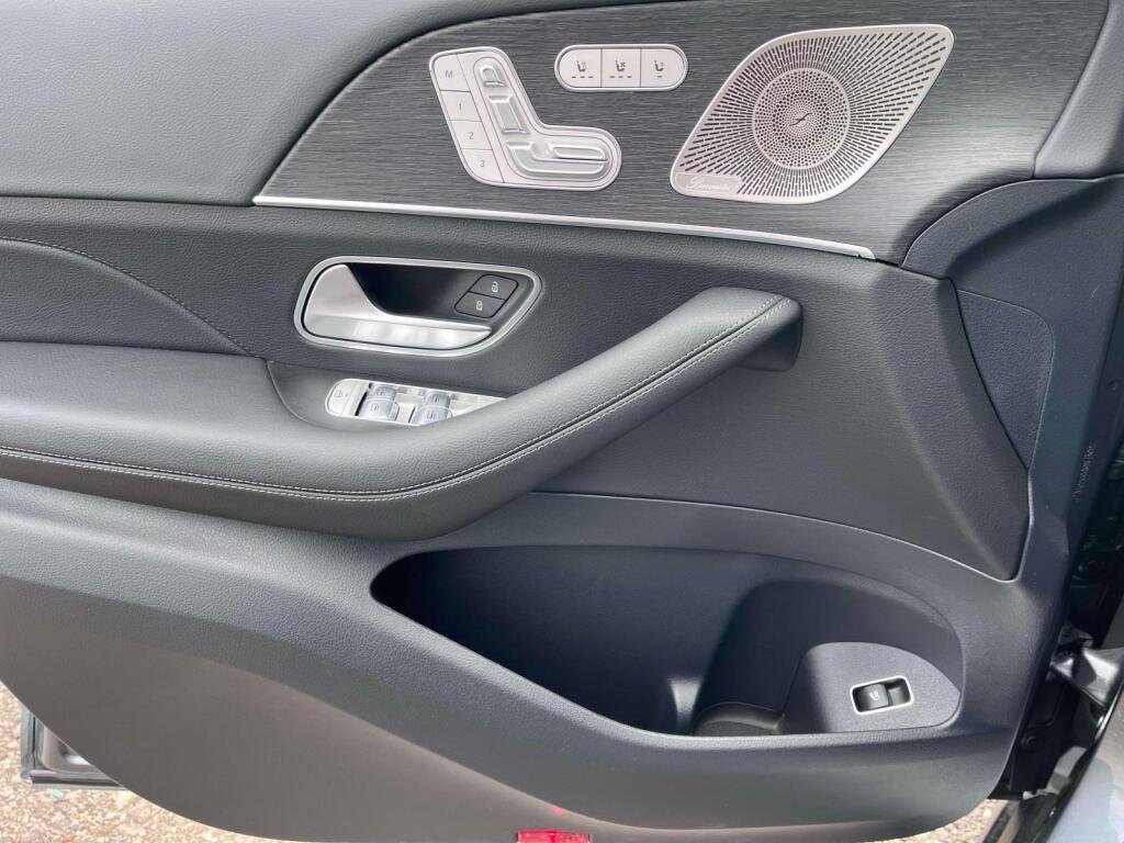 New 2026 Selenite Grey Metallic Mercedes-Benz GLE 350 image 31