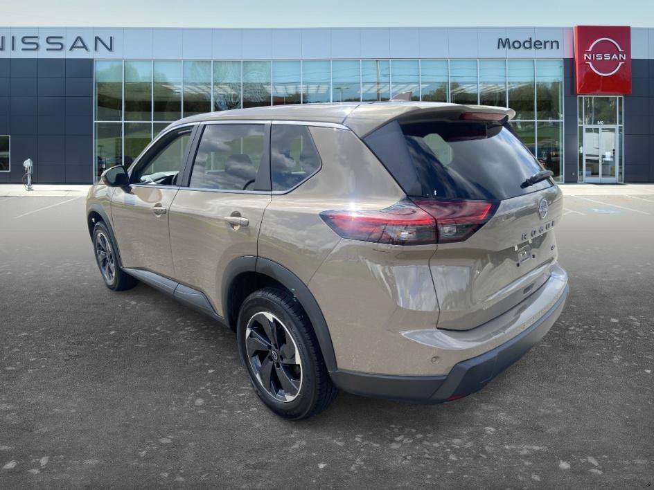 Used 2025 Baja Storm Metallic Nissan SV image 7