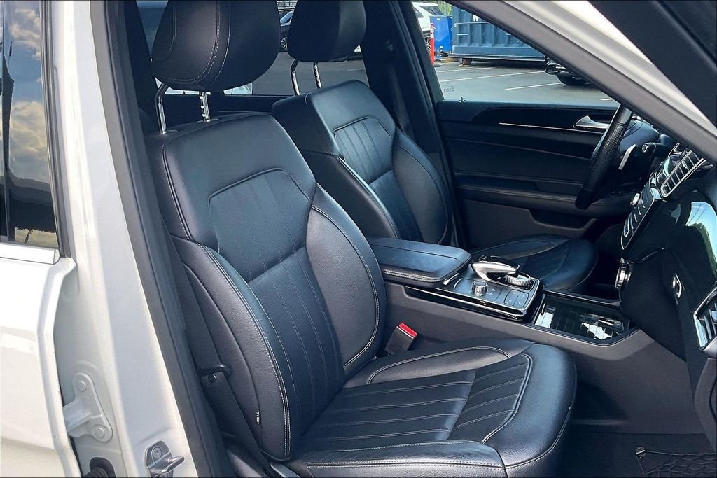 Used 2018 White Mercedes-Benz GLS 450 image 7