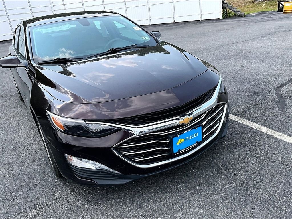 Used 2020 Black Cherry Metallic Chevrolet LT image 5