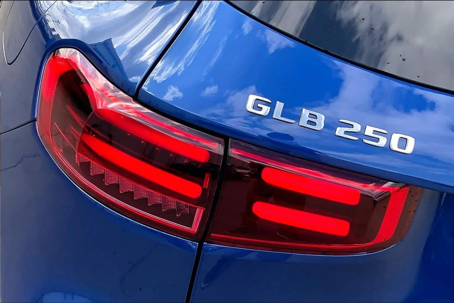 New 2026 Starling Blue Metallic Mercedes-Benz GLB 250 image 14