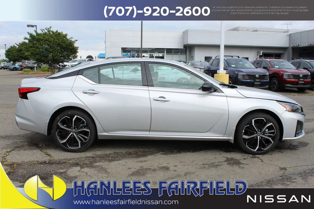 New 2025 Silver Nissan 2.5 SR image 6