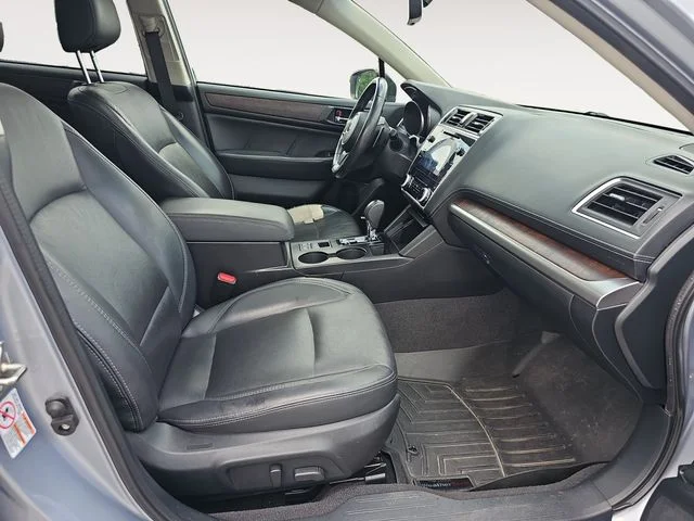 2019 Subaru Outback Limited - Photo 12