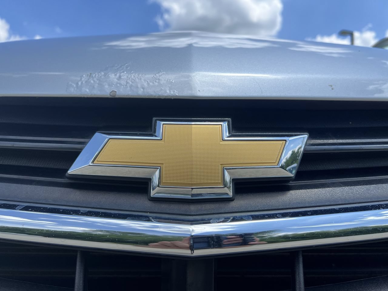 Used 2019 SILVER ICE METALLIC Chevrolet LT image 31