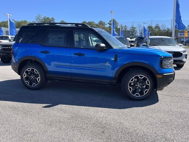 New 2026 Velocity Blue Metallic Ford Outer Banks image 2