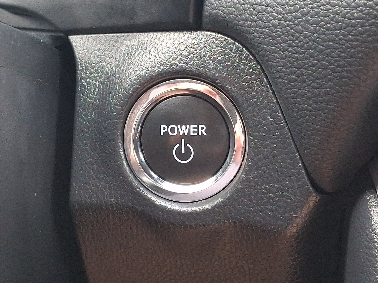 Used 2025 Silver Sky Metallic Toyota Hybrid XLE image 21