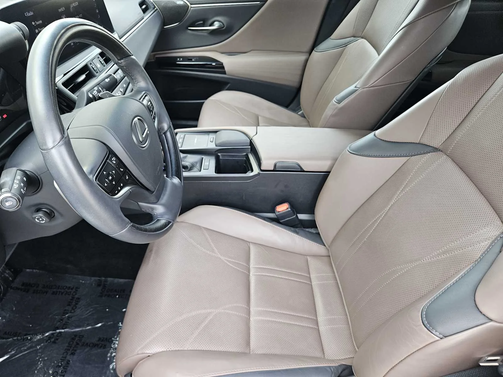 Certified Used 2022 IRIDIUM Lexus Ultra Luxury image 8