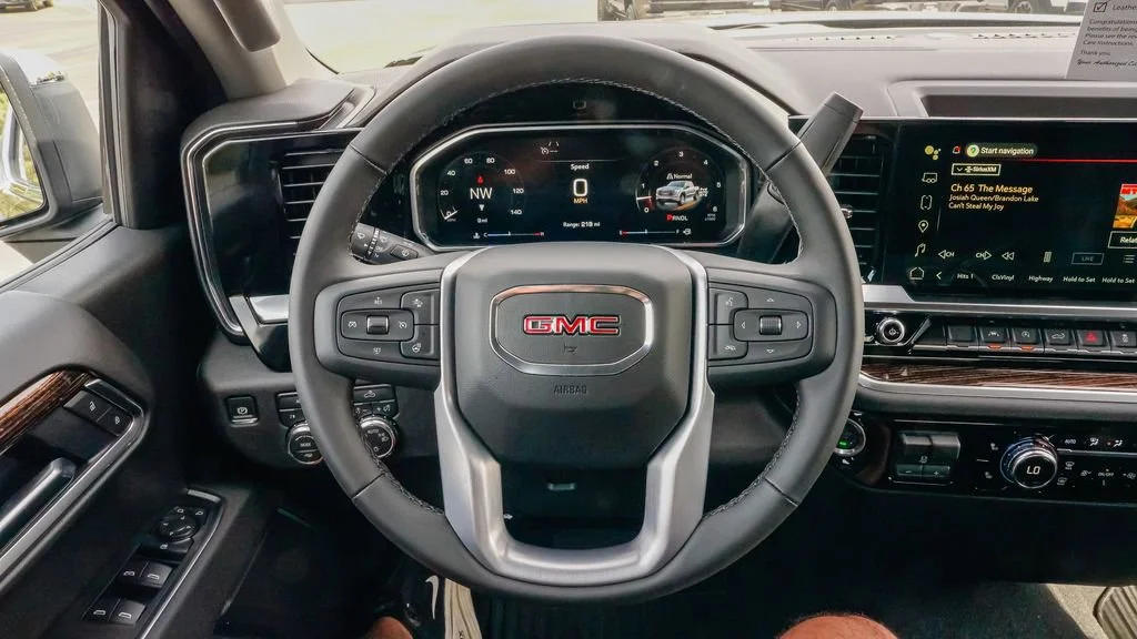 2026 GMC Sierra 1500 SLE - Photo 20