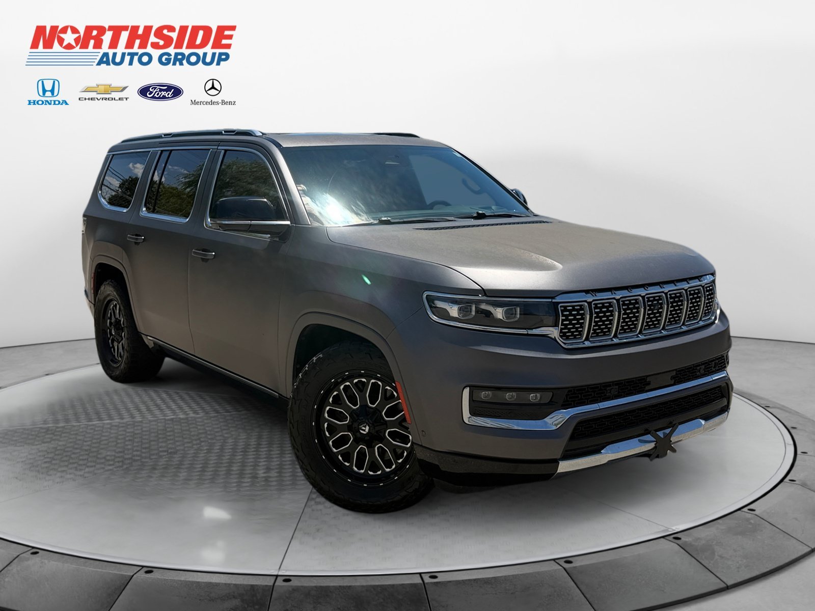 2023 Jeep Grand Wagoneer
