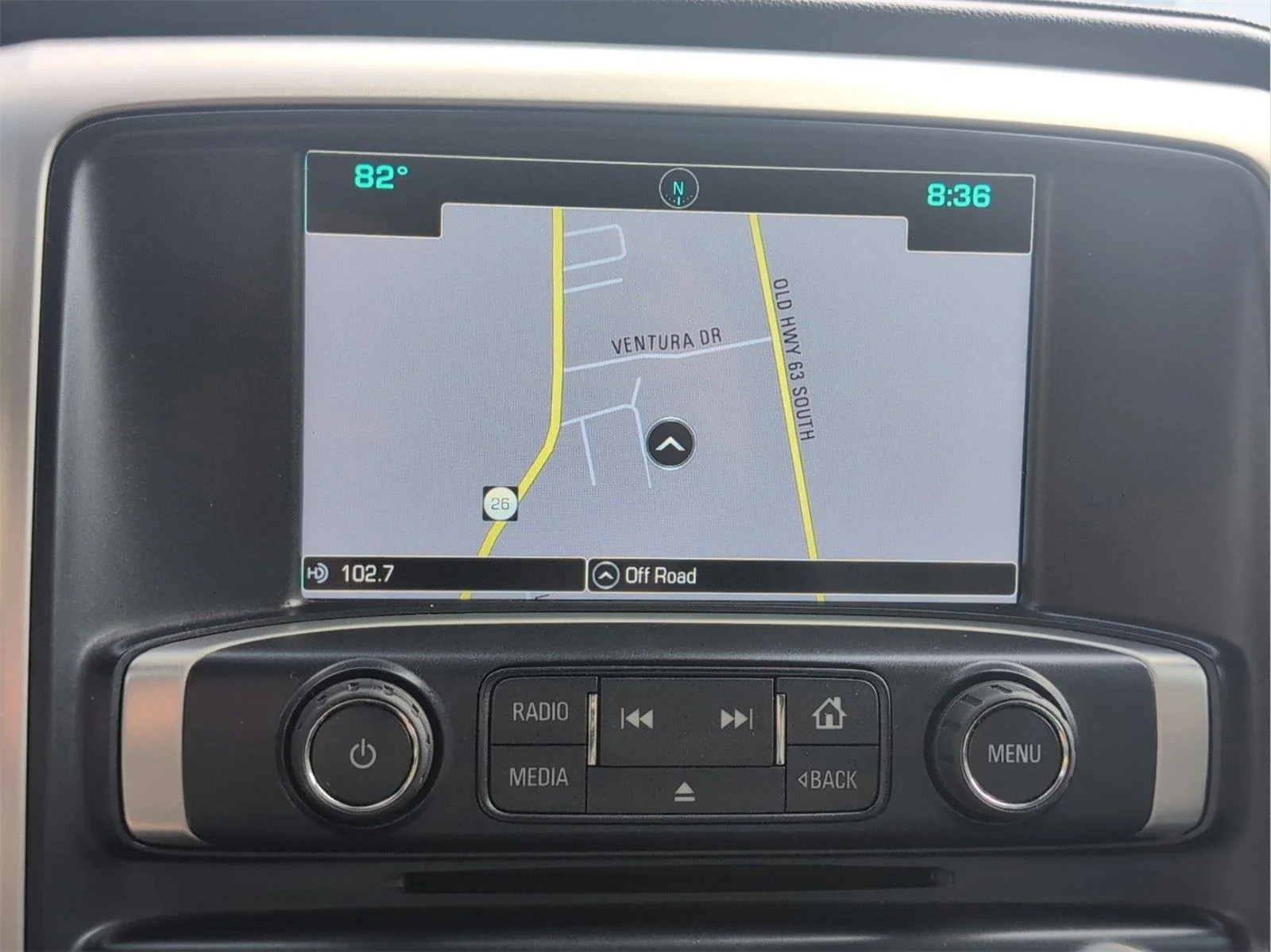 Used 2018 Quicksilver Metallic GMC SLT image 17