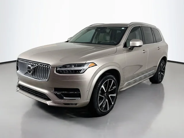 2023 Volvo XC90 B6 Plus 7-Seater