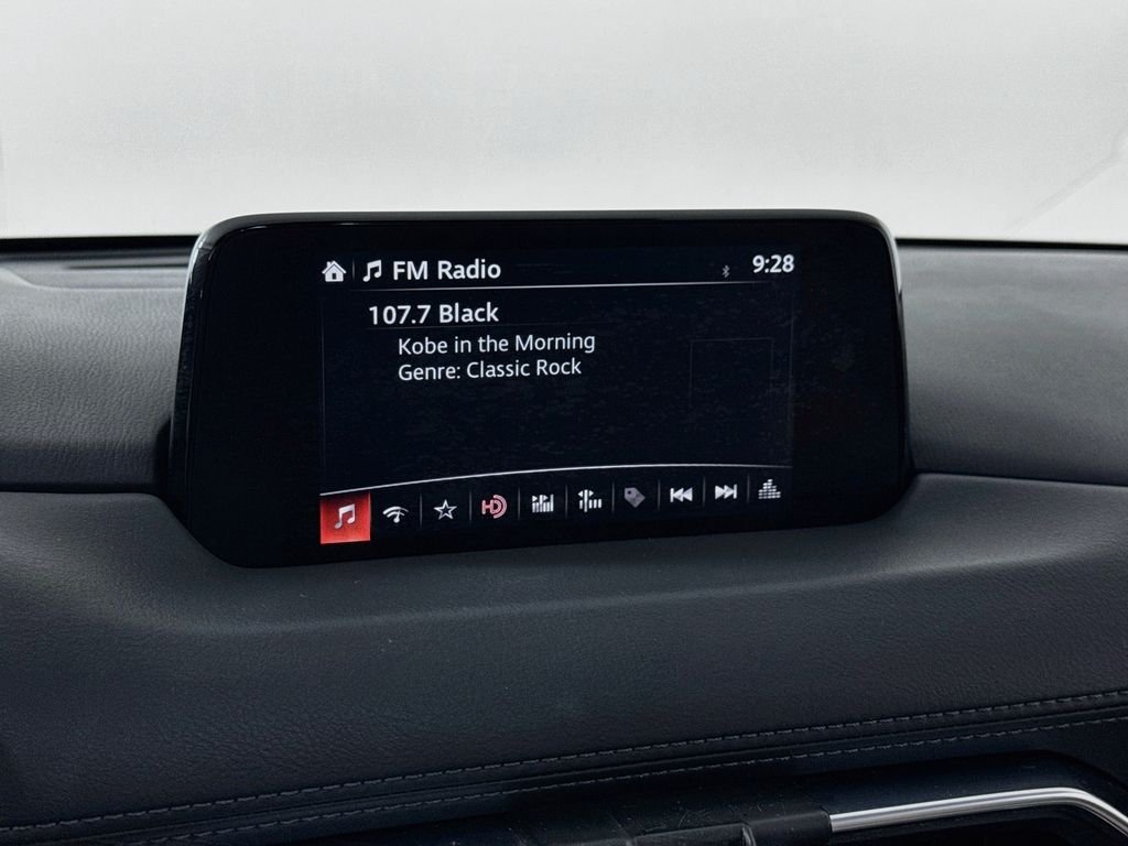 Used 2018 Snowflake White Pearl Mica Mazda Touring image 19