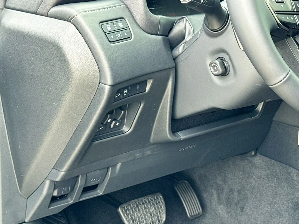 2026 Lexus LX 600 Premium - Photo 16
