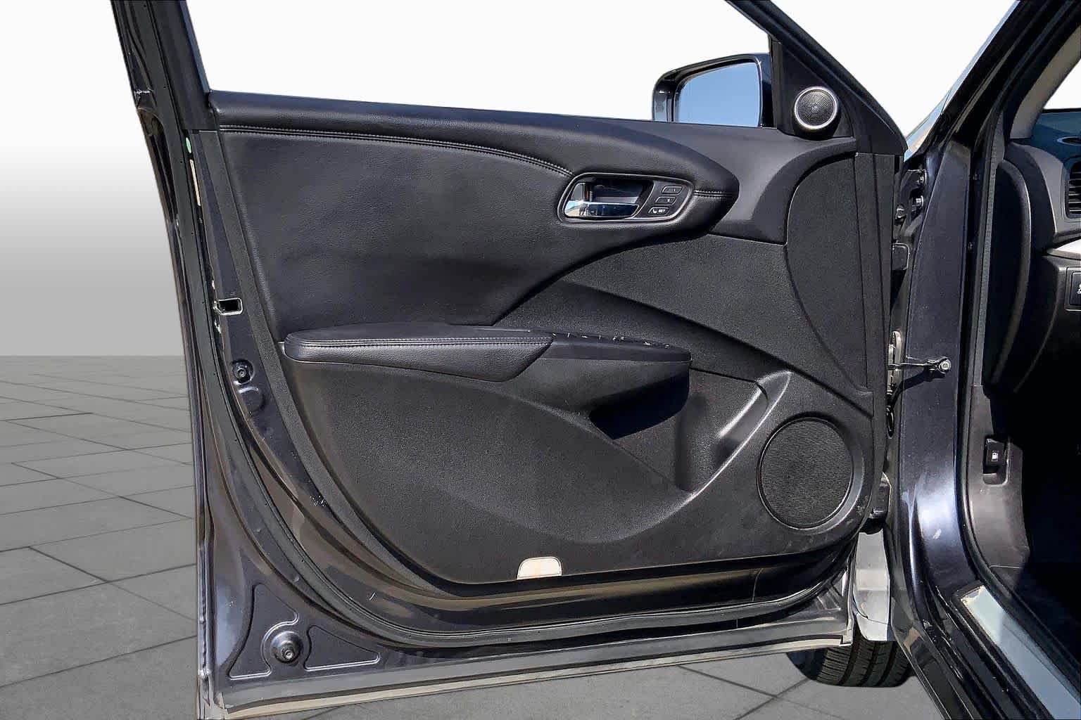 Used 2015 Graphite Luster Metallic Acura  image 22