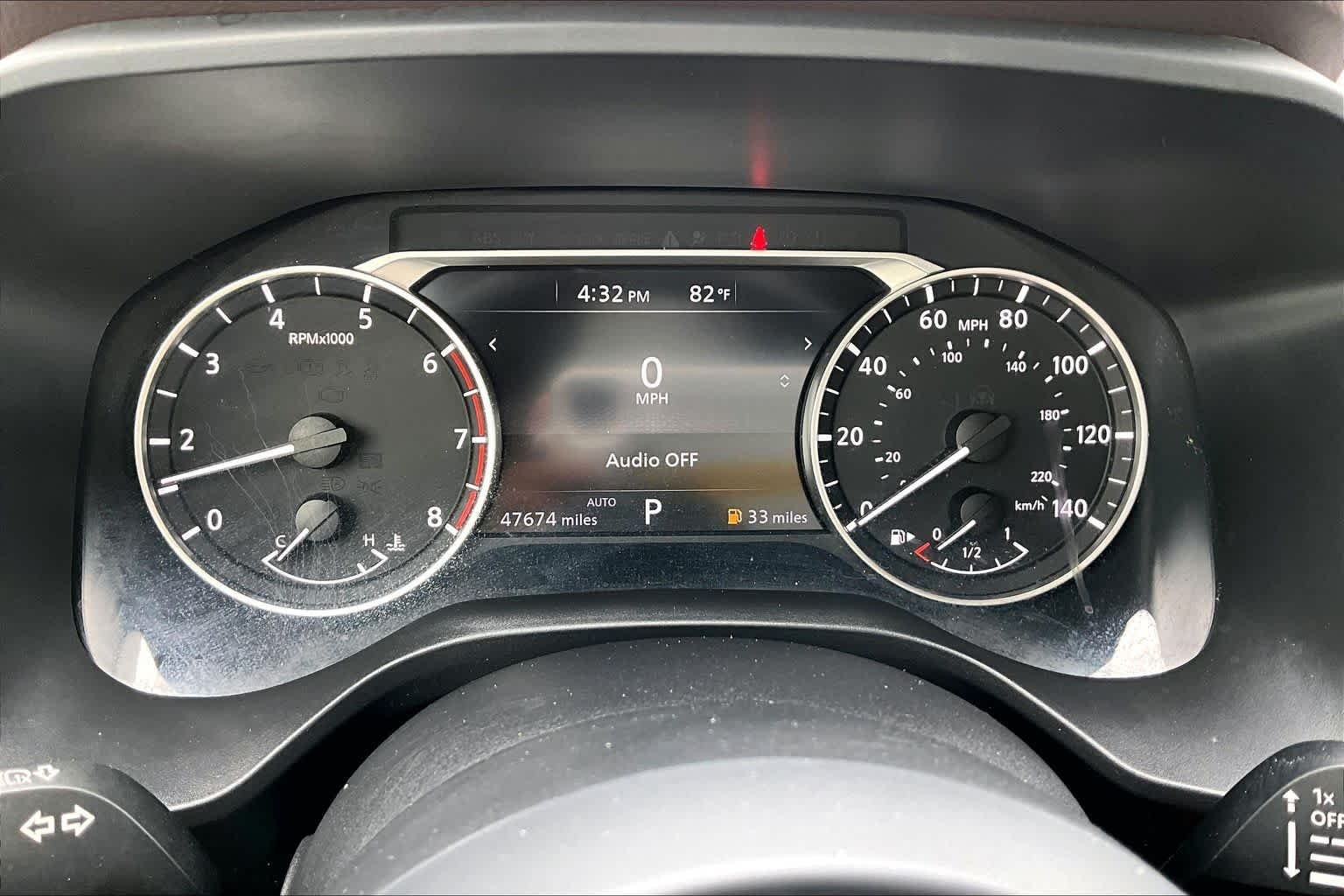 Used 2023 Glacier White Nissan S image 25