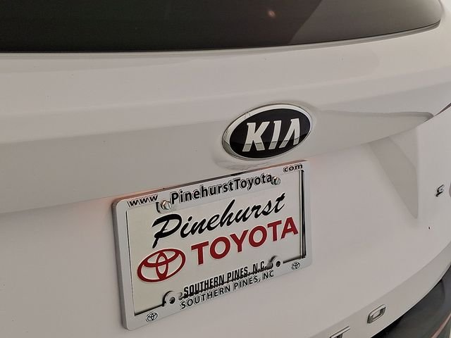 Used 2021 White Kia S image 35