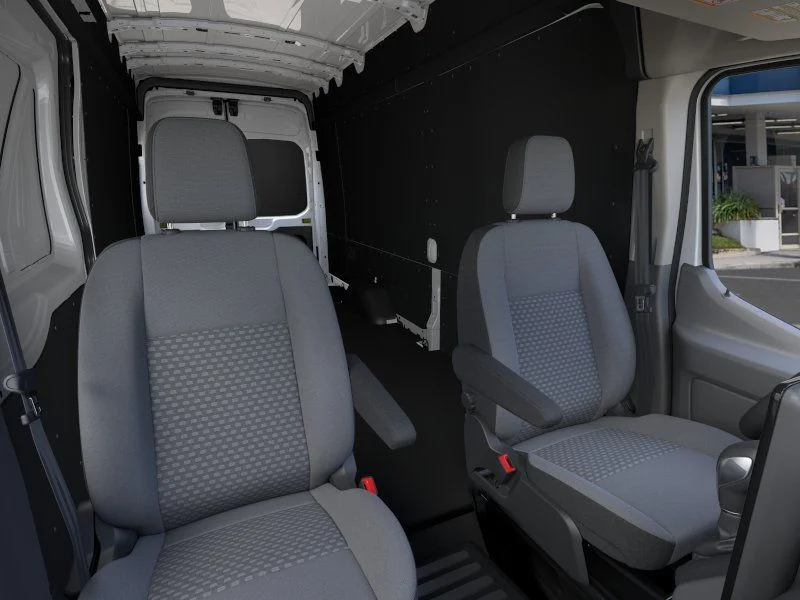New 2026 Oxford White Ford Base image 10