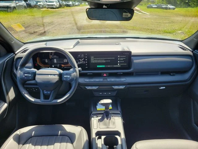 New 2027 Iceberg Green Kia X-Line S image 9