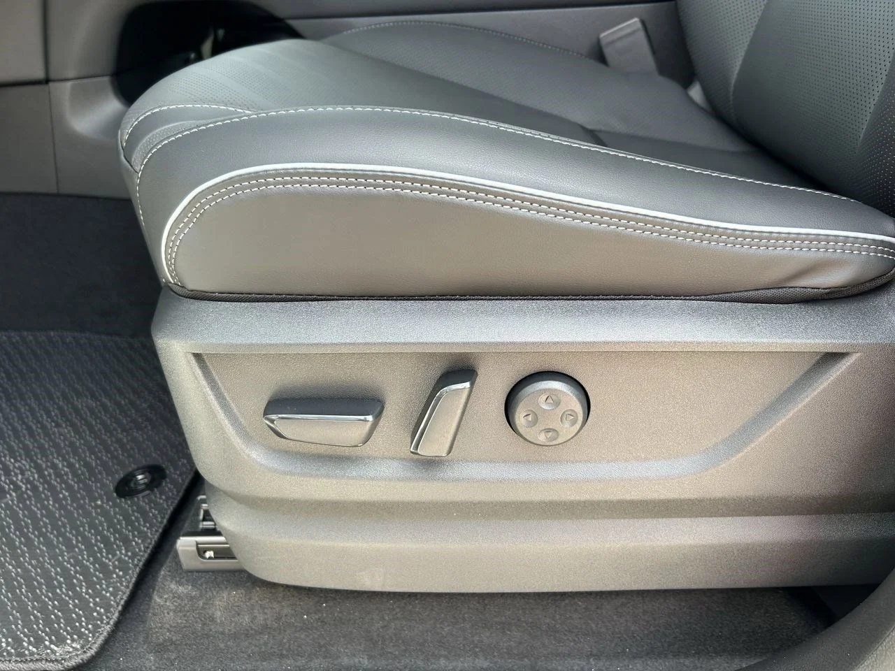 2026 INFINITI QX80 Luxe - Photo 22