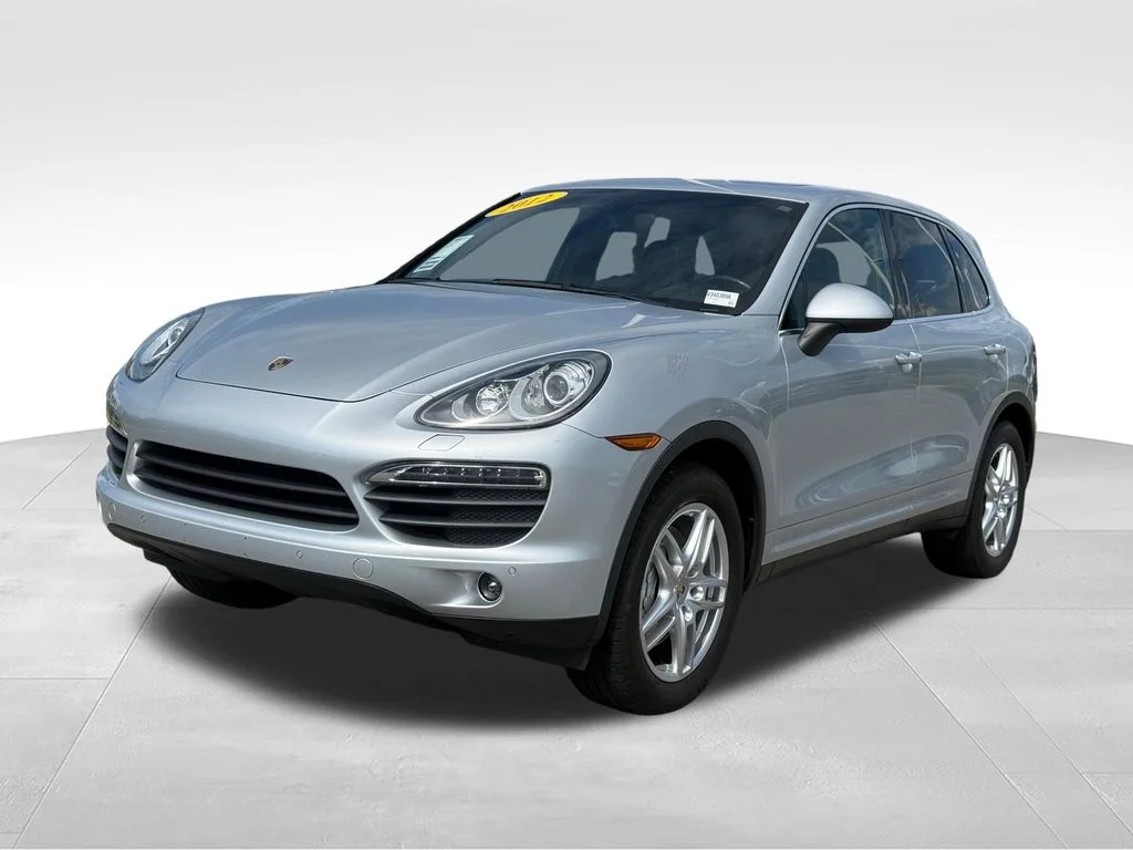 2012 Porsche Cayenne S's photo