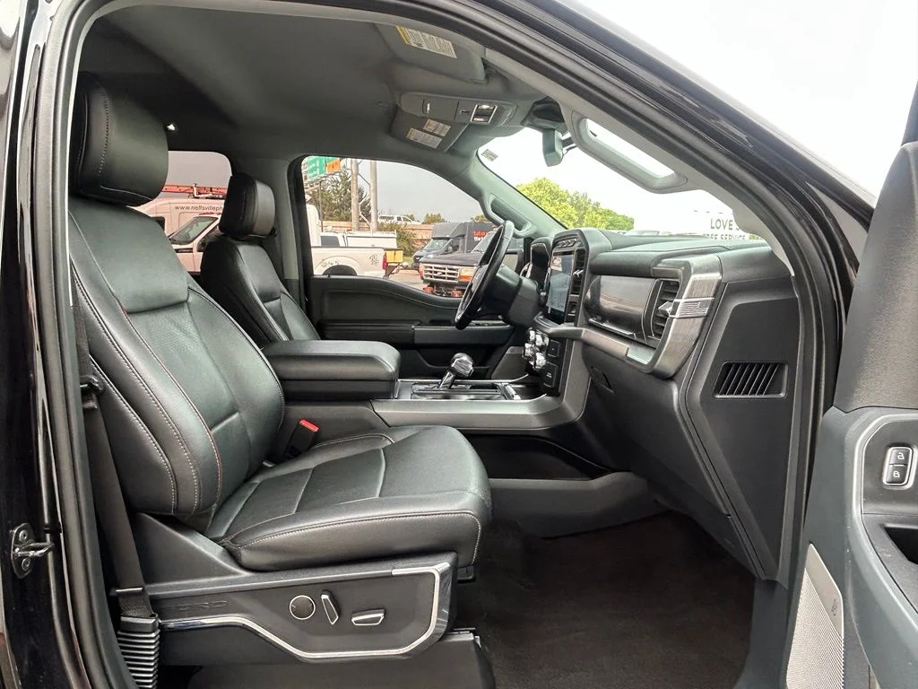 Used 2022 Black Ford Lariat image 30