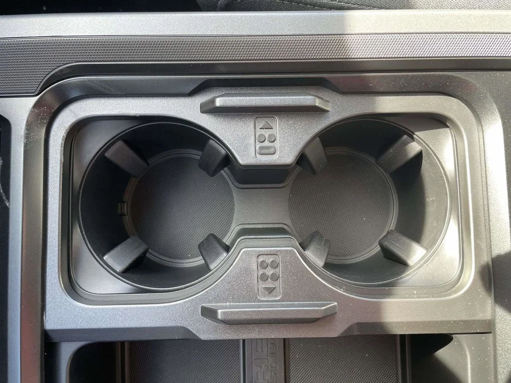 New 2026 Avalanche Ford F-250® XLT image 18
