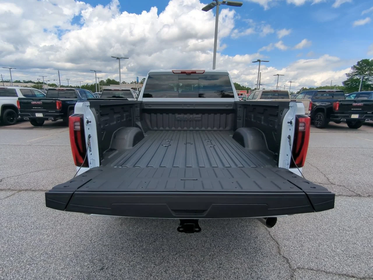 2026 GMC Sierra 3500HD Denali - Photo 12