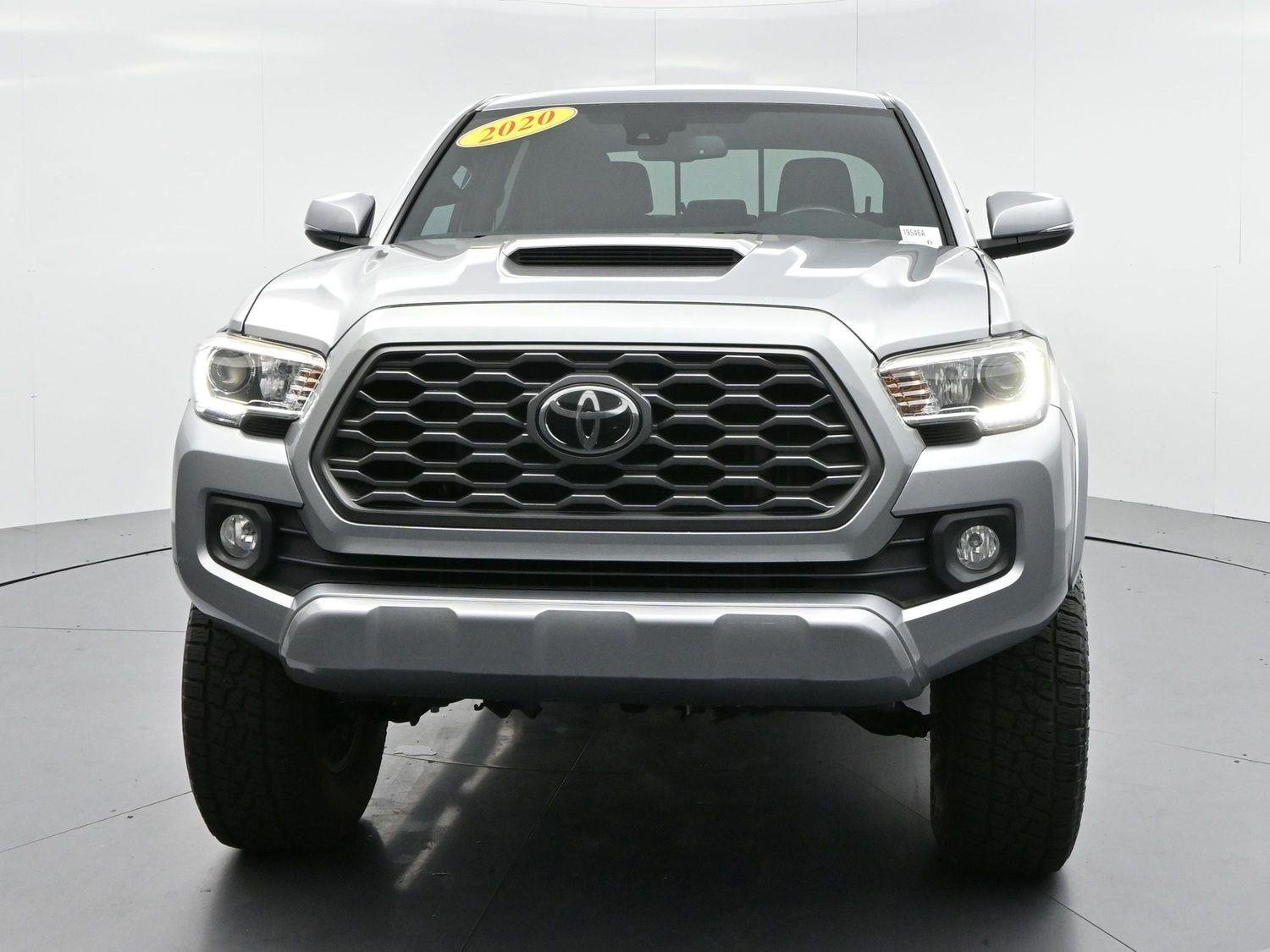 Used 2020 Silver Sky Metallic Toyota SR5 image 2