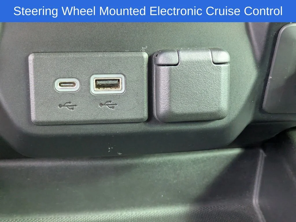 Used 2021 Silver Chevrolet LT image 20