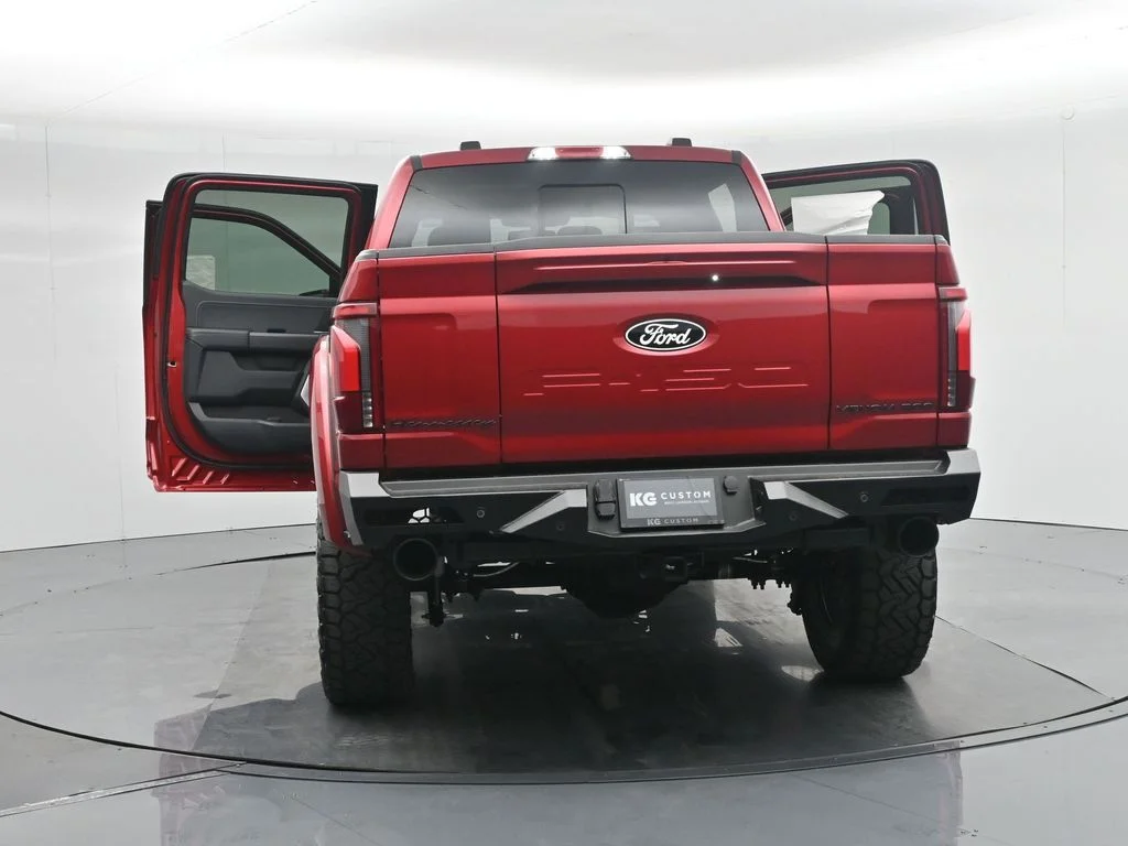 New 2025 Rapid Red Metallic Tinted Clearcoat Ford Lariat image 37