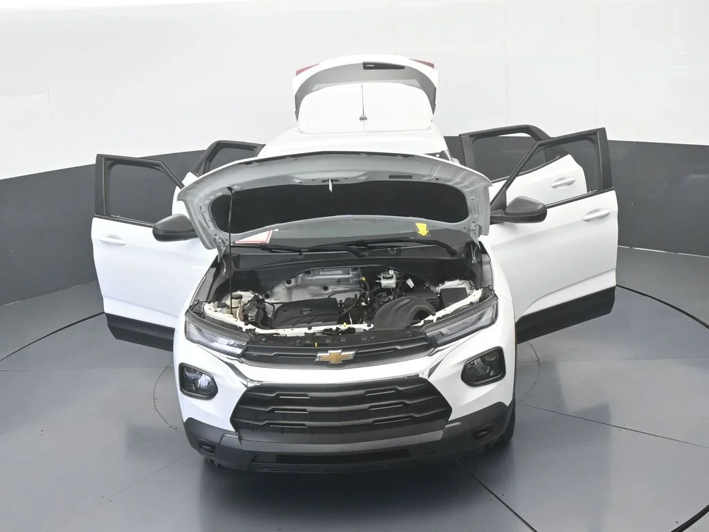 Used 2023 Summit White Chevrolet LS image 65