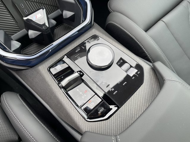 New 2026 Black Sapphire Metallic BMW 30 xDrive image 15