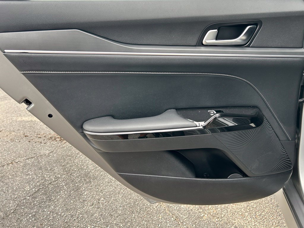 Used 2025 Gray Kia GT-Line image 28