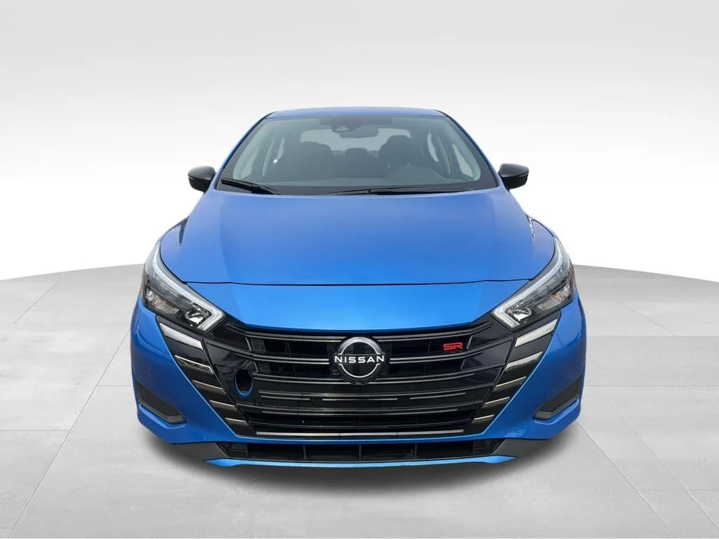 2024 Nissan Versa Sedan SR - Photo 9