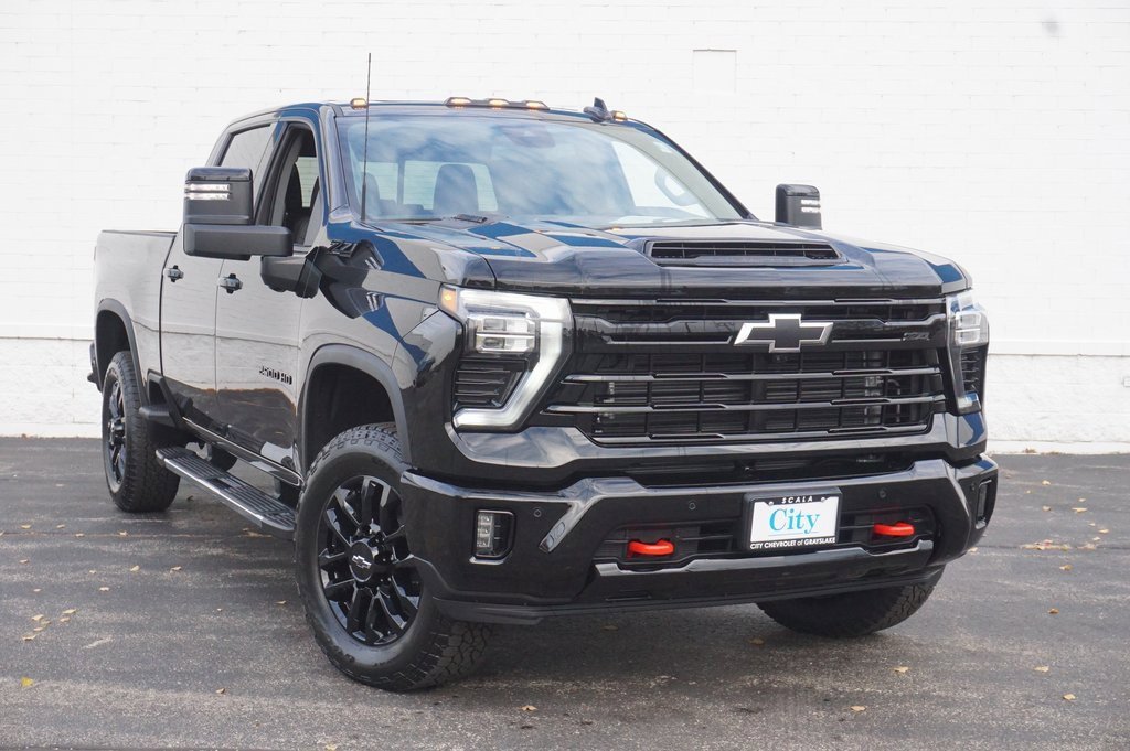 2026 Chevrolet Silverado 2500HD LTZ photo 3