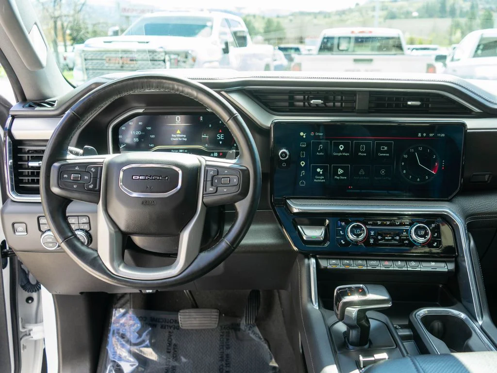 Used 2024 White GMC Denali image 16