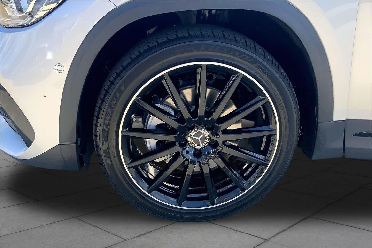 Certified Used 2023 Iridium Silver Metallic Mercedes-Benz GLA 250 image 11