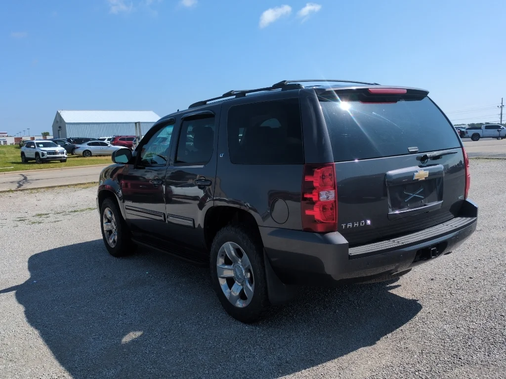 Used 2010 Taupe Gray Metallic Chevrolet LT image 8