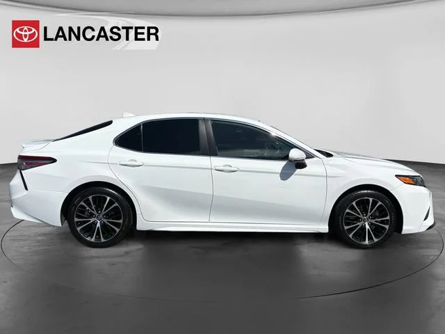 Used 2019 White Toyota SE image 8