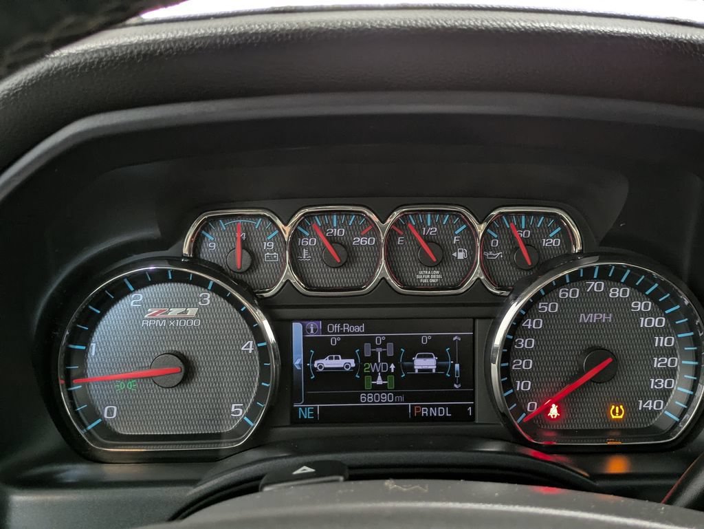 Used 2019 BLACK Chevrolet LTZ image 29