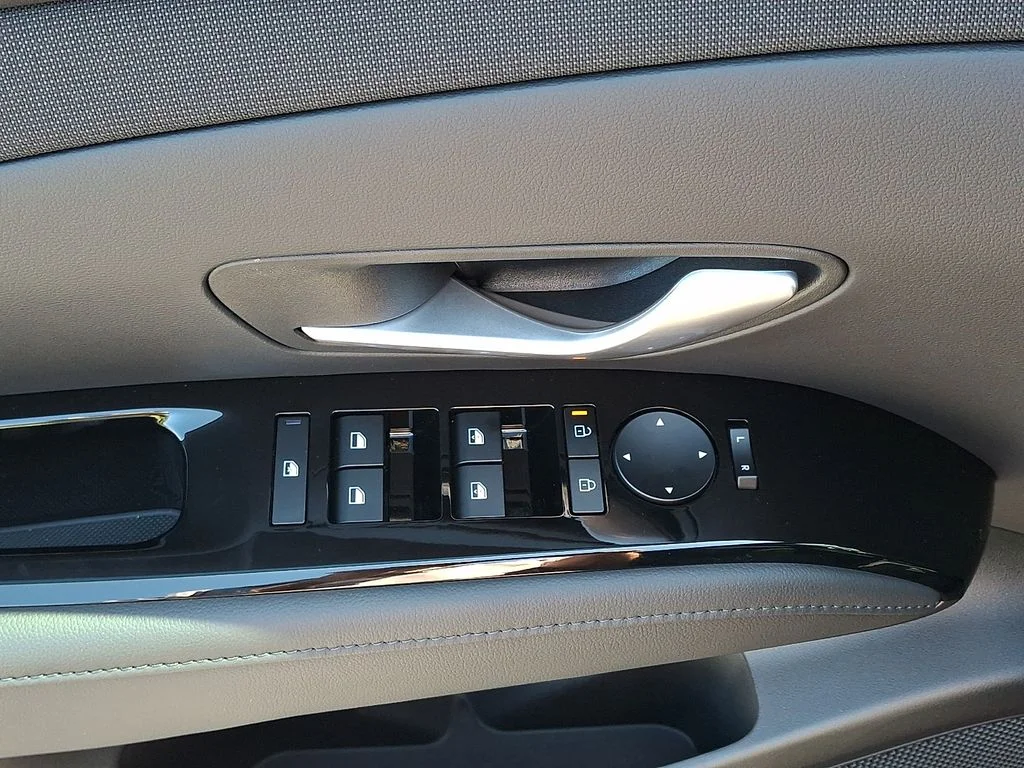2026 Hyundai Santa Cruz Limited - Photo 12