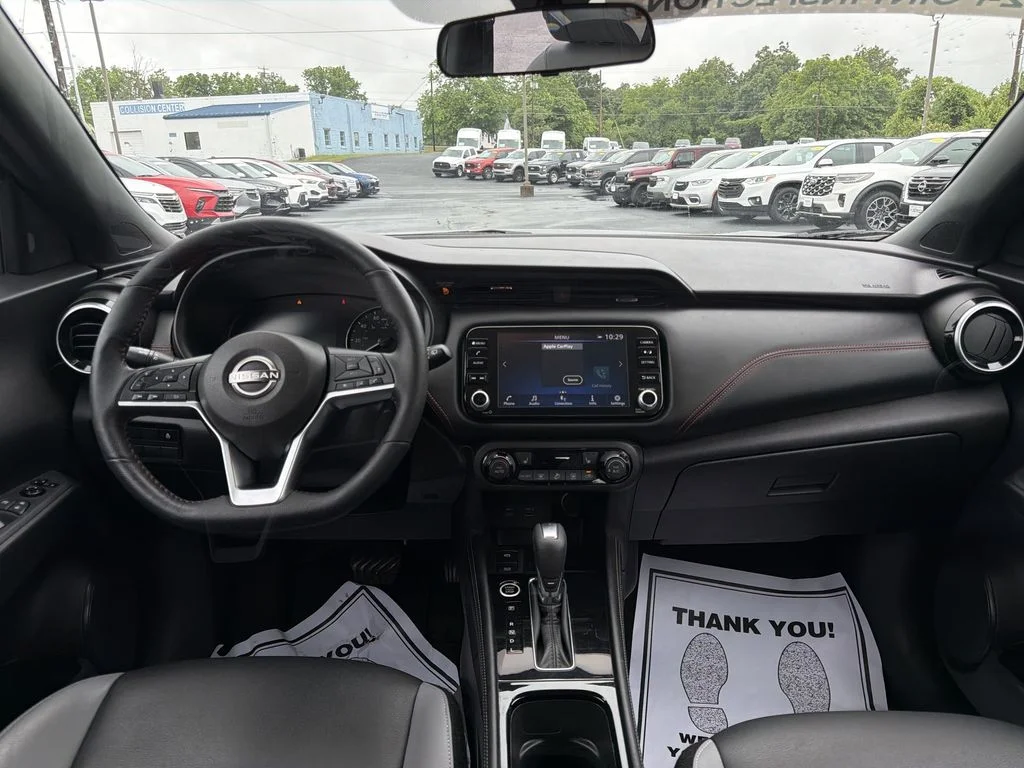 Used 2023 Gray Nissan SR image 7