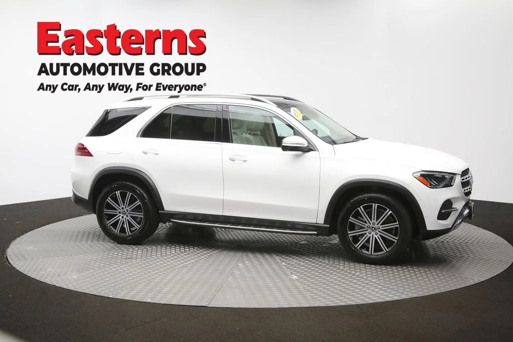 Used 2025 White Mercedes-Benz GLE 450e image 47