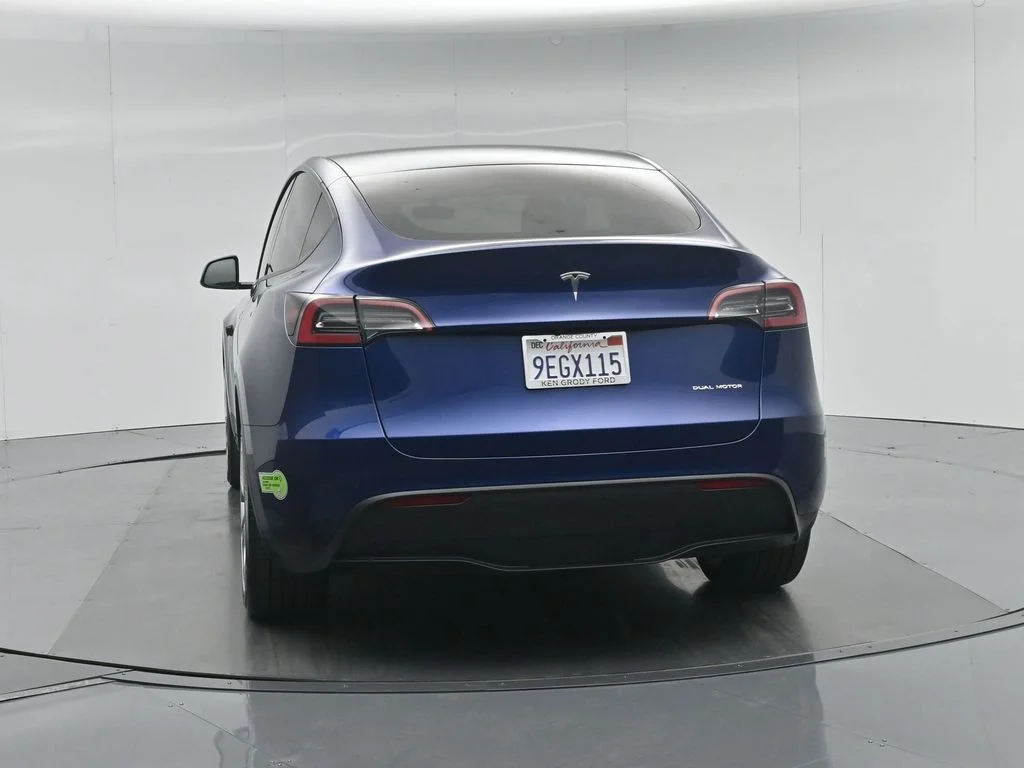 Used 2023 Blue Tesla Long Range image 23